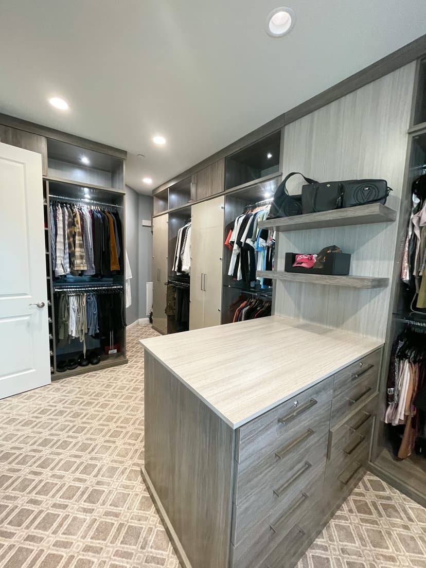 Luxury walk-in closet organization