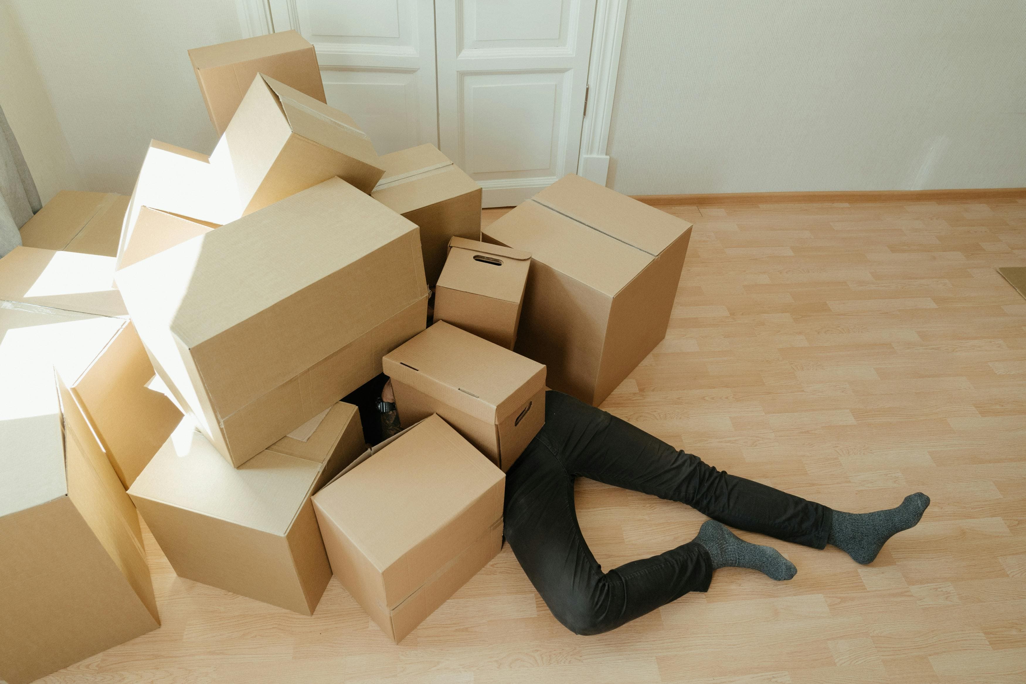 The Psychology Behind Clutter: Why We Keep Things